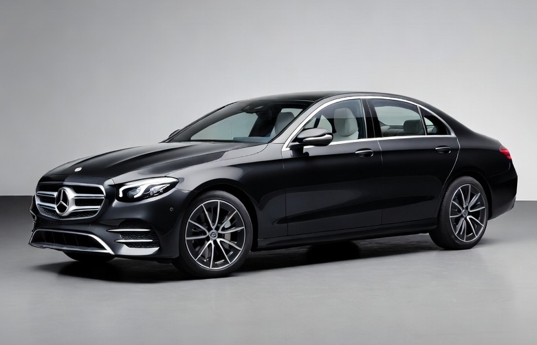 豪华五座车 (如 Mercedes E-Class)